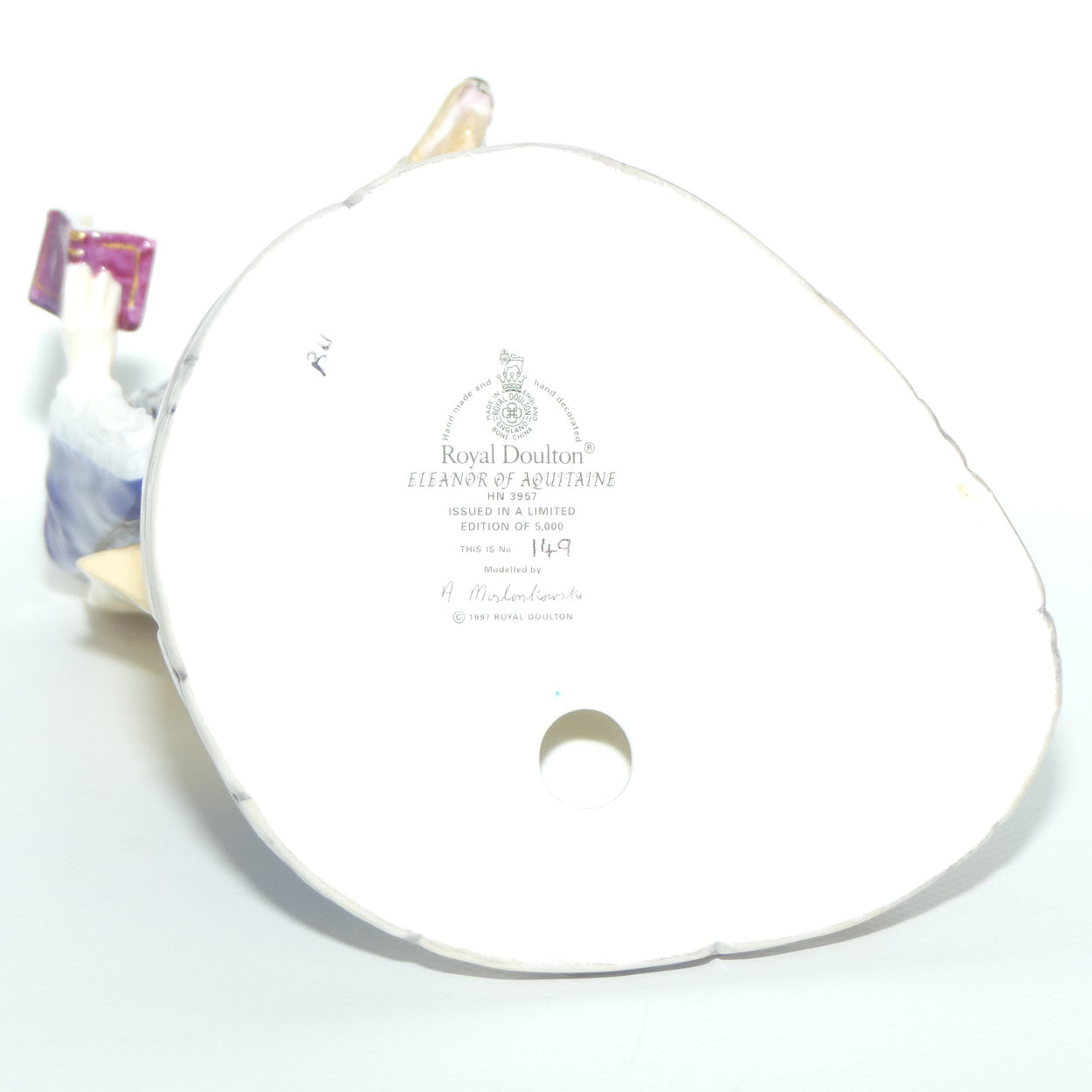 HN3957 Royal Doulton figure Eleanor of Aquitaine | Plantagenet Queens