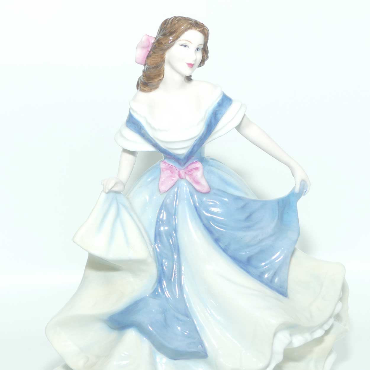 HN4043 Royal Doulton figure Samantha | Roadshow Events exclusive | signed + Certificate