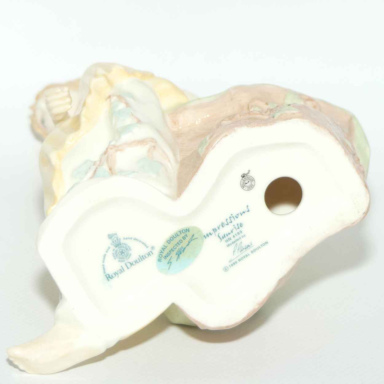 HN4199 Royal Doulton figure Sunrise | Impressions | boxed