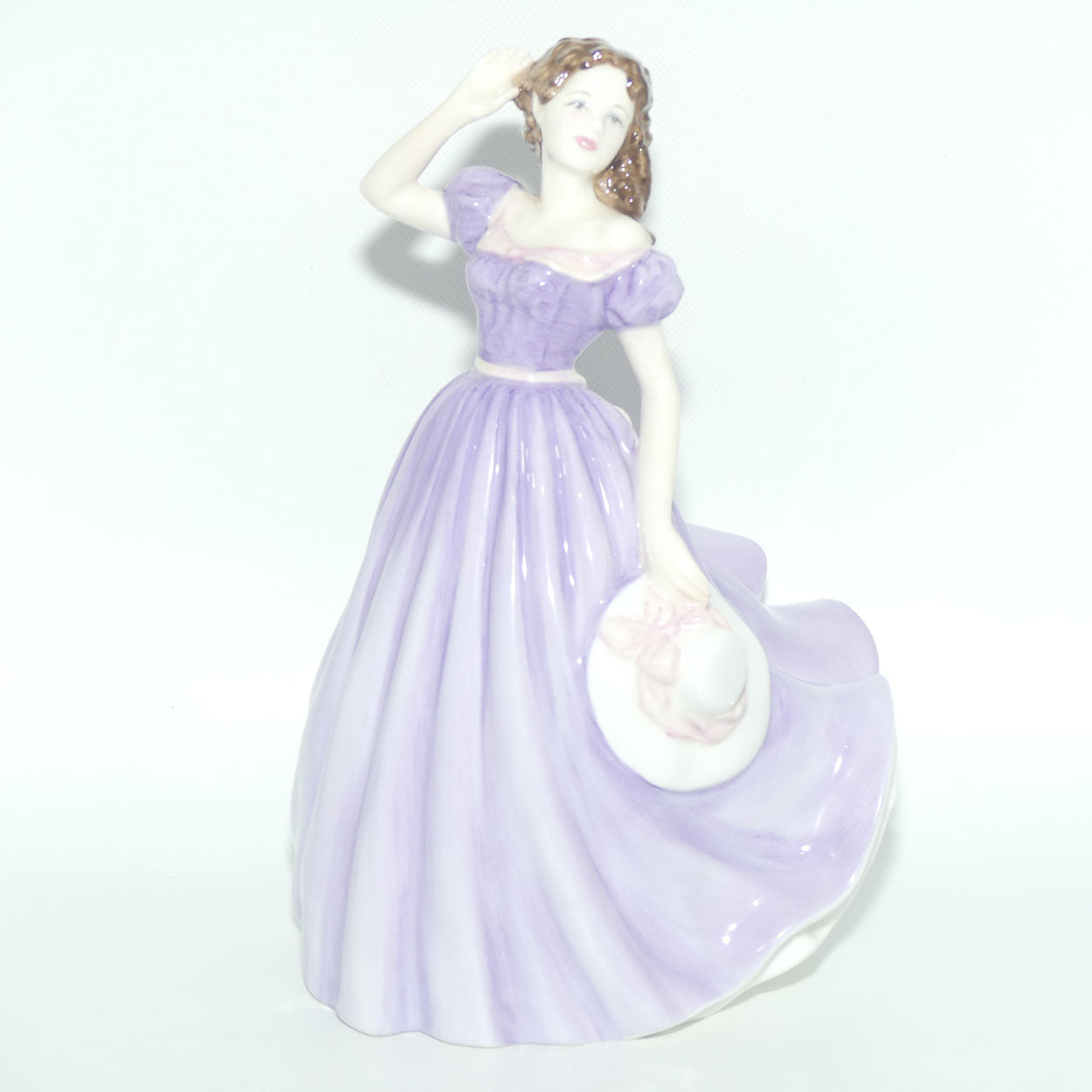 HN4300 Royal Doulton figure Bells Across the Valley | signed + box