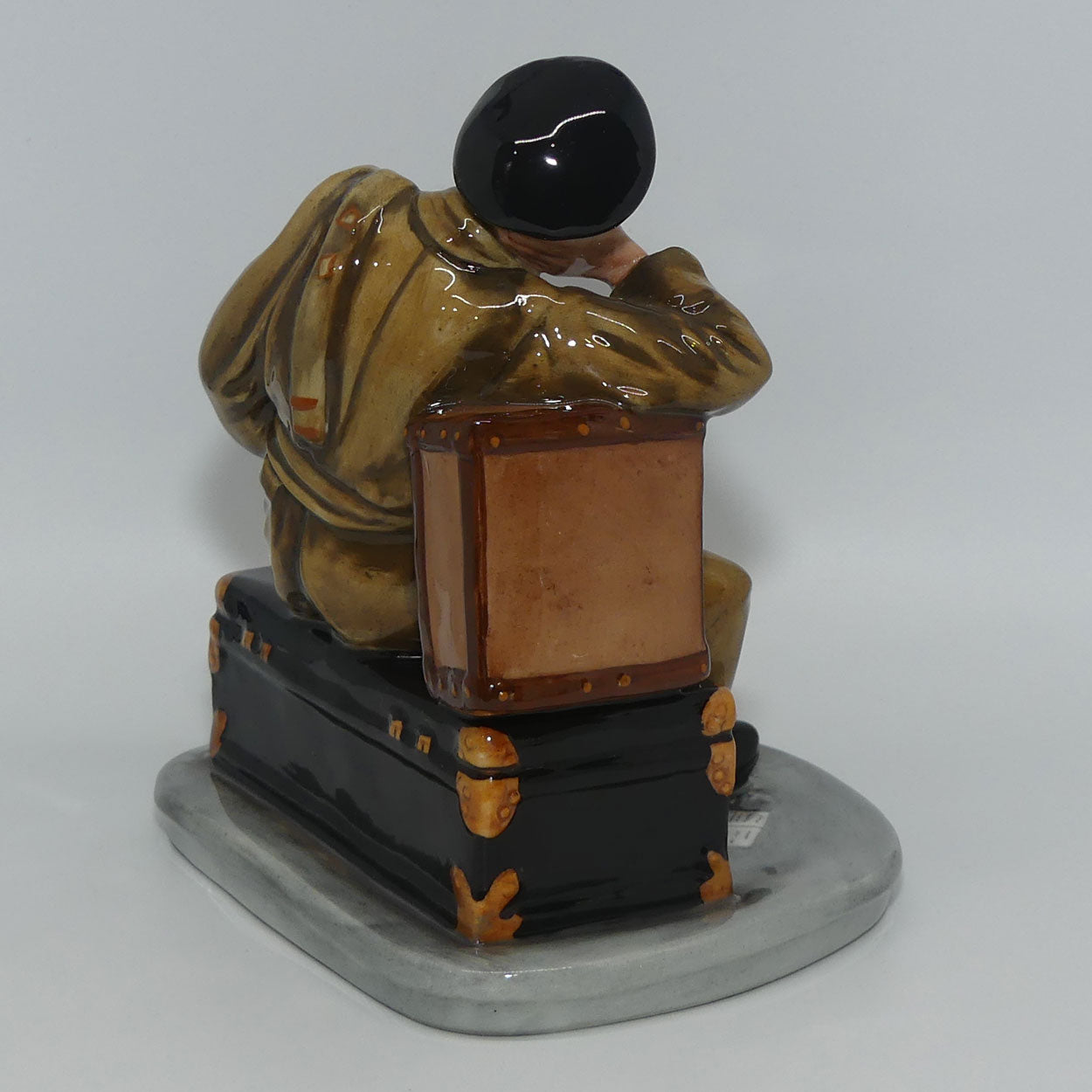 HN4418 Royal Doulton character figure The Railway Sleeper | Ltd Ed