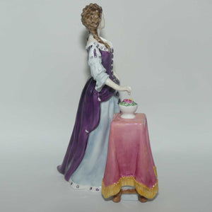 HN4474 Royal Doulton figure Queen Mary II | Stuart Queens | LE297/2500