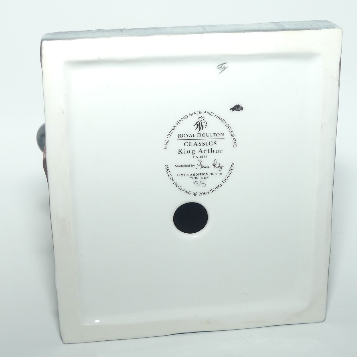 HN4541 Royal Doulton figure King Arthur | LE 55/950 | + Certificate