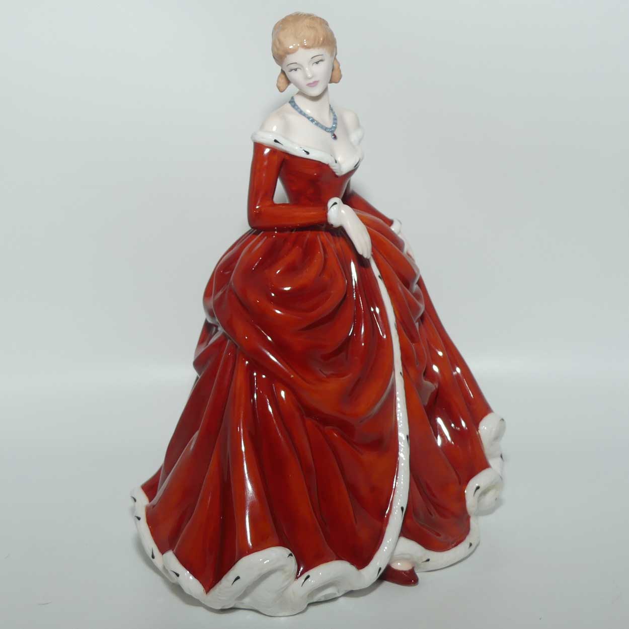 HN4732 Royal Doulton figure Tender Love | box + Cert