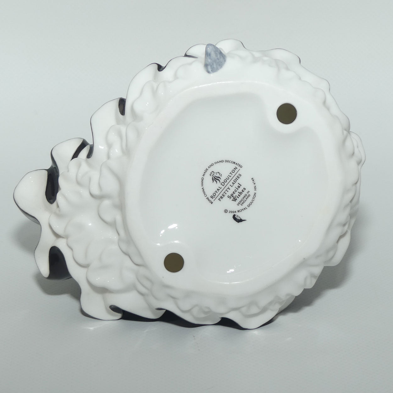 HN4749 Royal Doulton figure Special Wishes | boxed