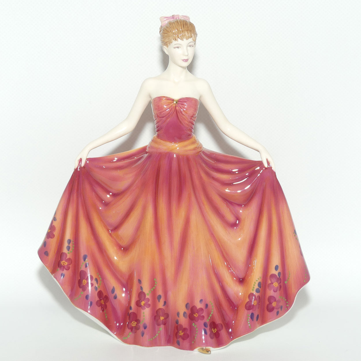 HN4915 Royal Doulton figure Michelle | Boxed + Cert