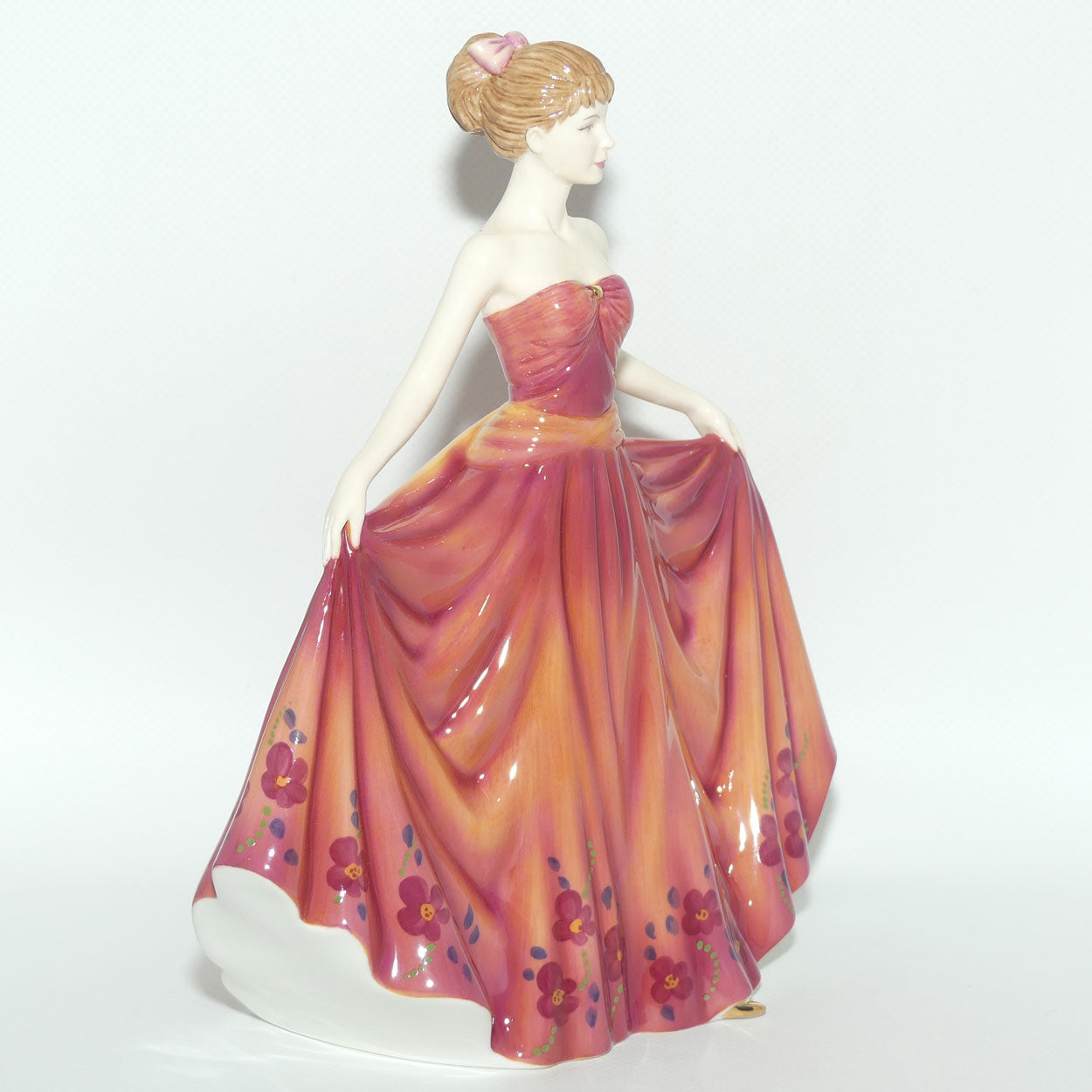 HN4915 Royal Doulton figure Michelle | Boxed + Cert
