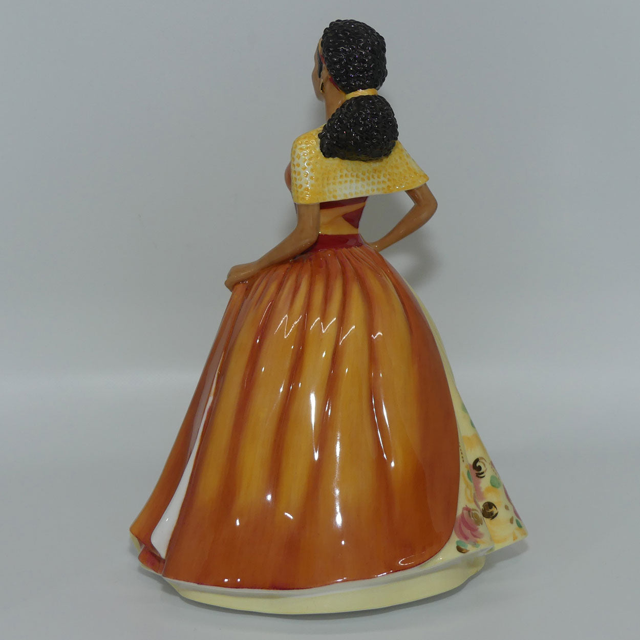 Royal Doulton figurine Precious HN4916 | Designer: C Jackson 