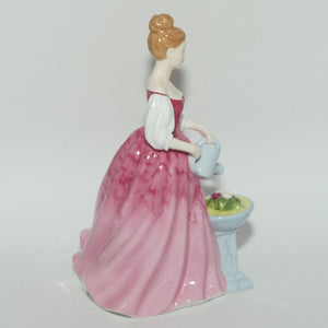 HN4928 Royal Doulton figure Alexandra | signed | boxed