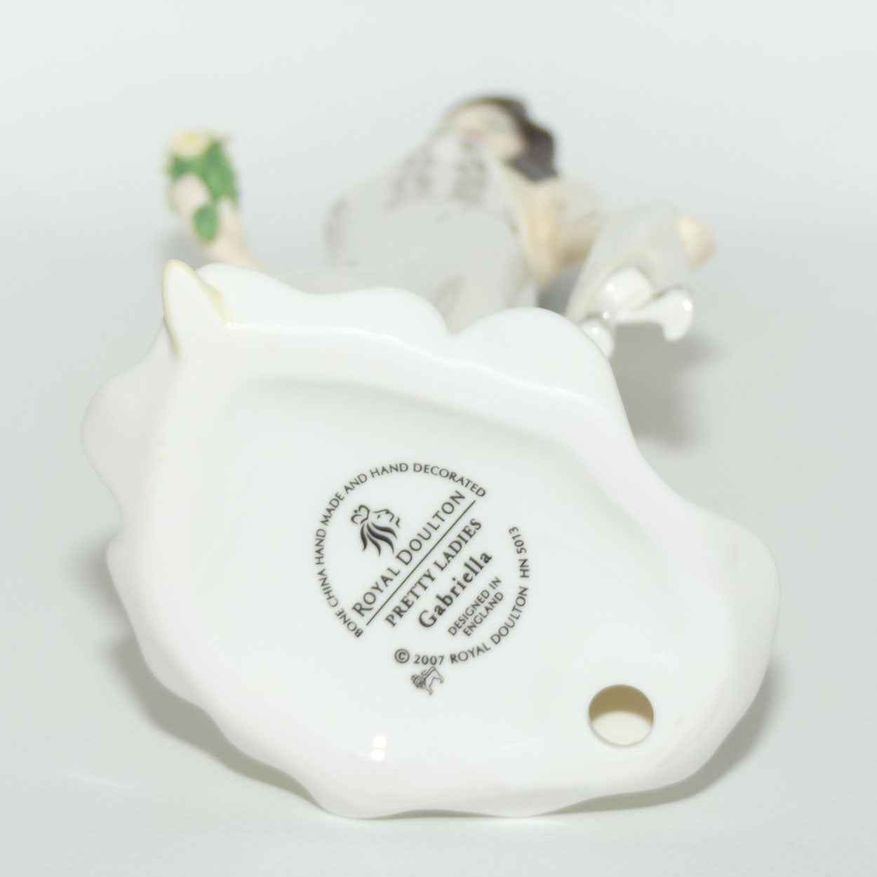 HN5013 Royal Doulton figure Gabriella | Boxed + Cert