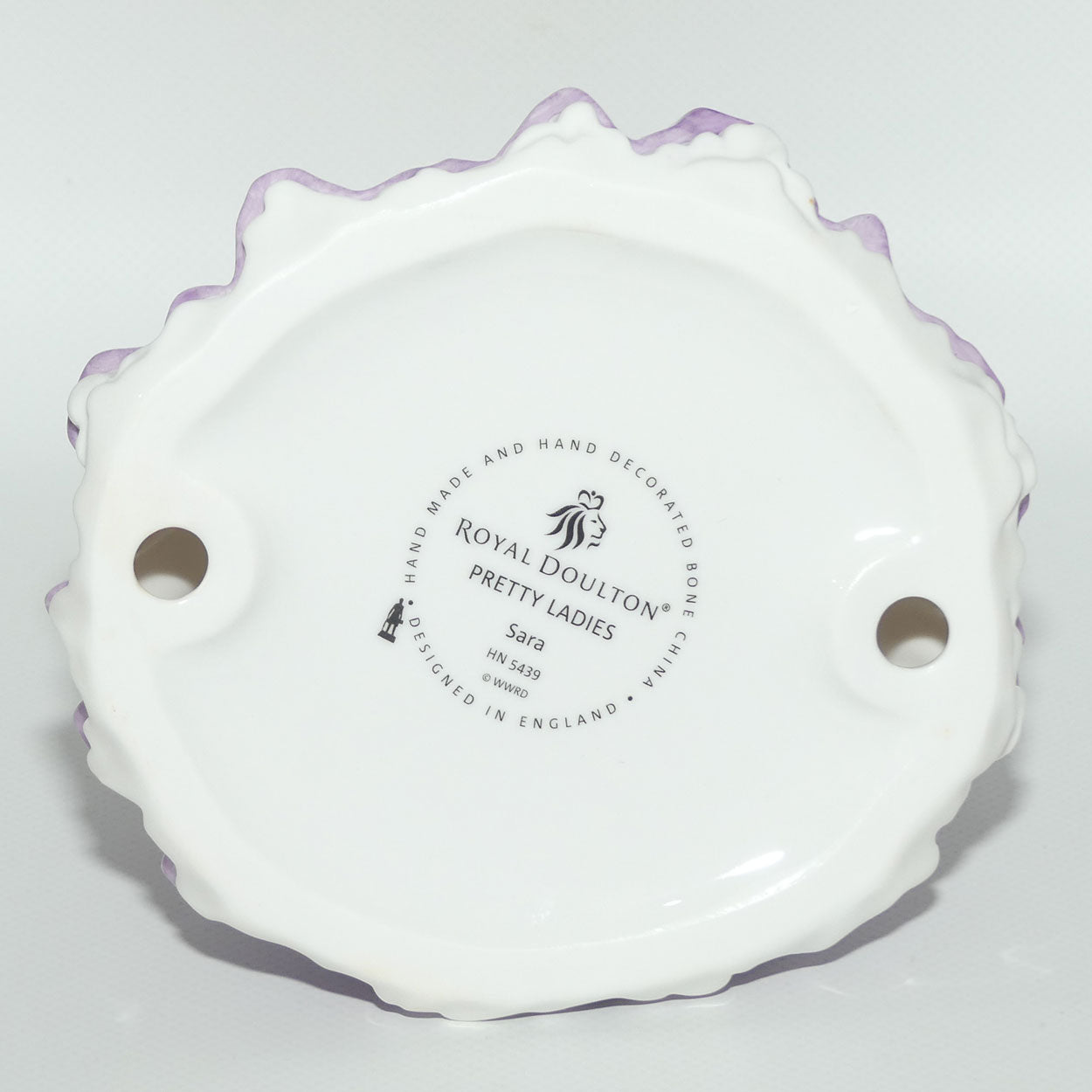 HN5439 Royal Doulton figure Sara | Boxed + Cert