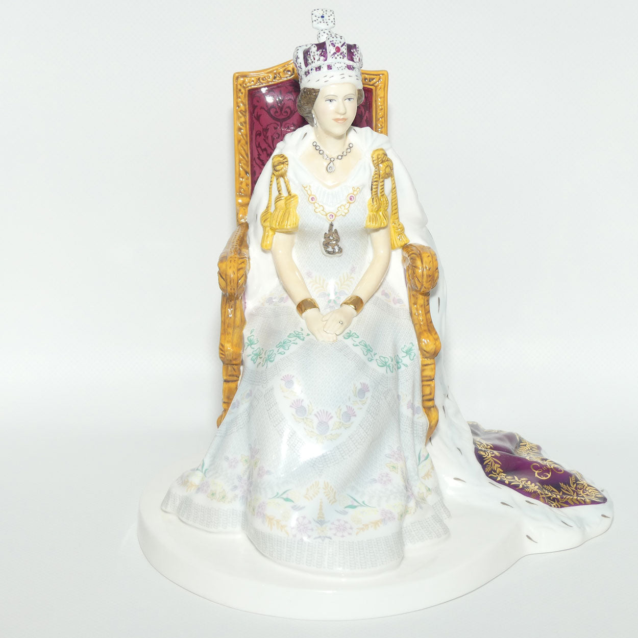HN5582 Royal Doulton figure HM Queen Elizabeth II | Diamond Jubilee | LE3354/4000 | boxed