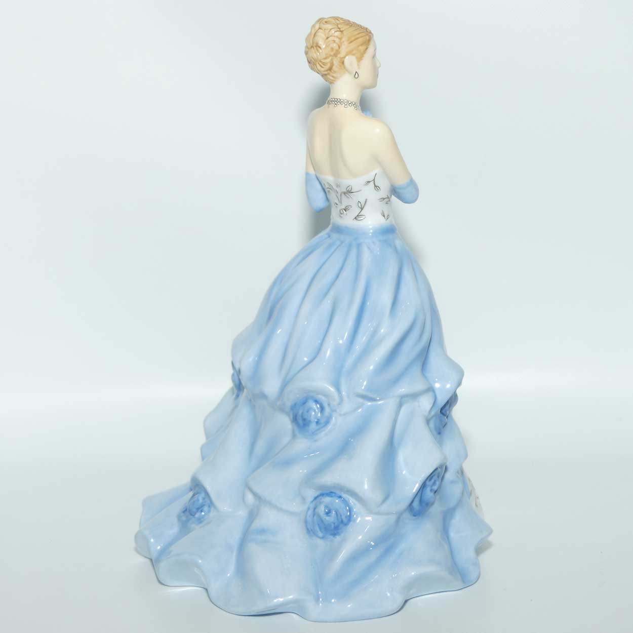 HN5586 Royal Doulton figure Catherine | 2013 Figure of the Year | signed | box + Cert
