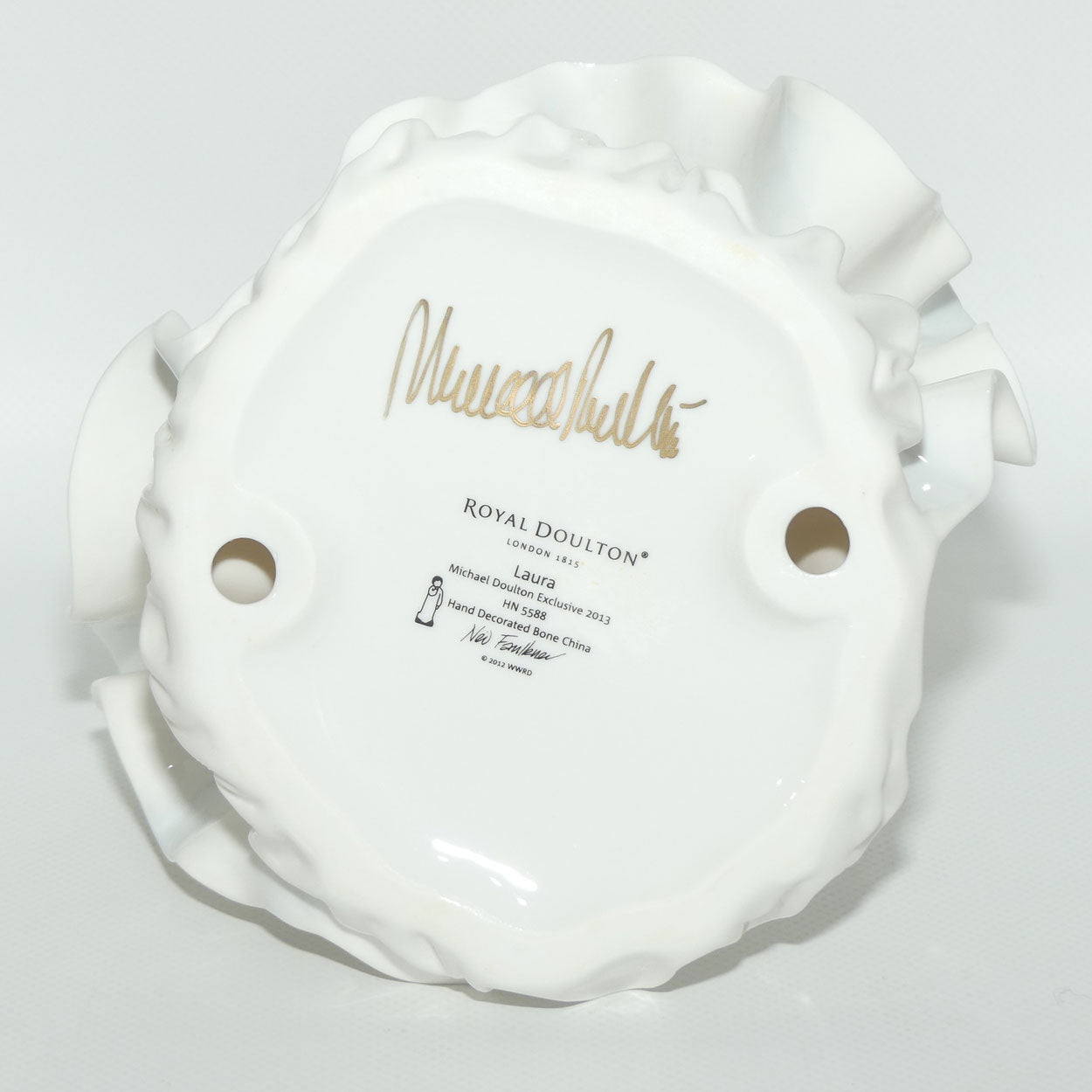 HN5588 Royal Doulton figure Laura | Michael Doulton Exclusive 2013 | Box + Cert + Signed