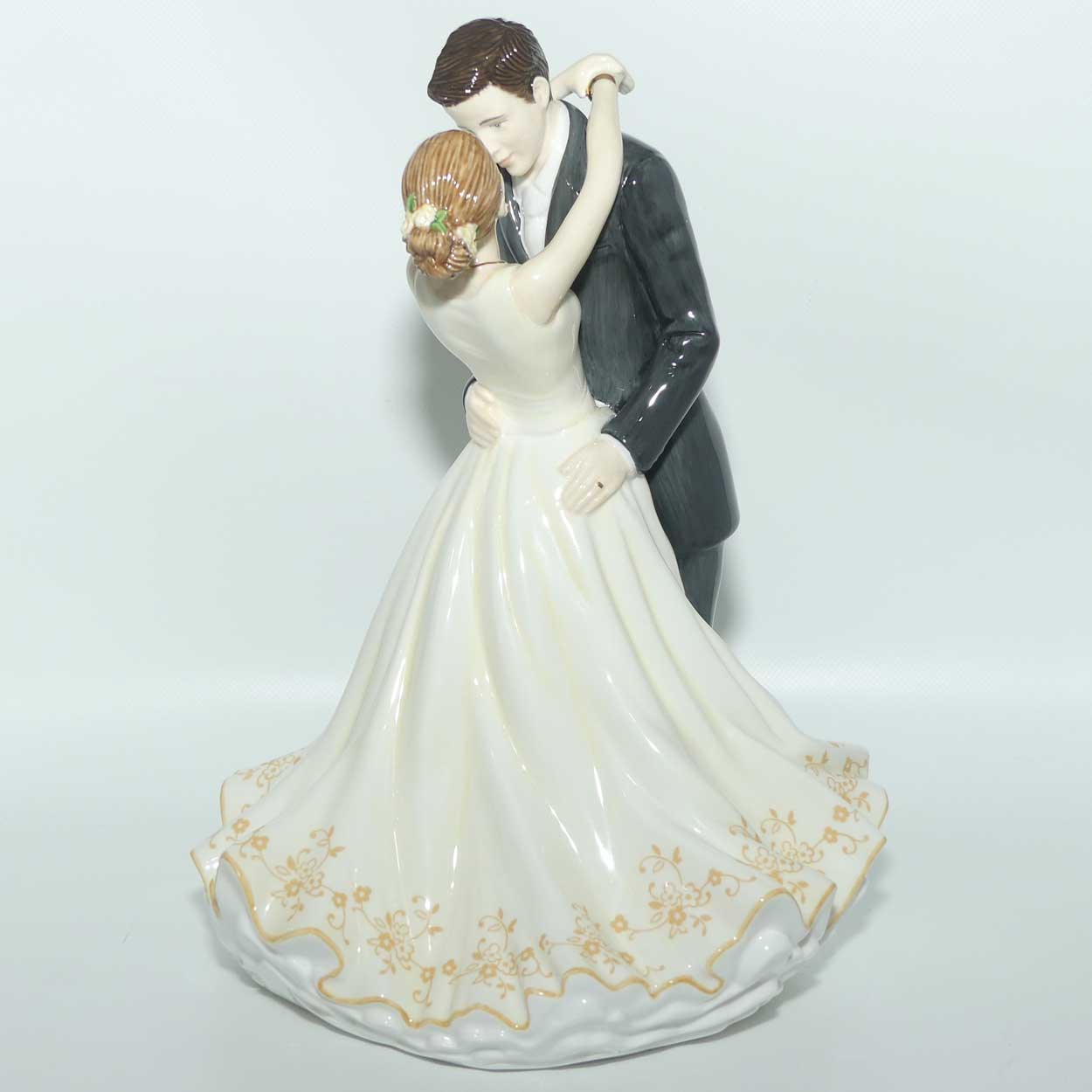 HN5647 Royal Doulton figure Forever | Occasions | box + Cert