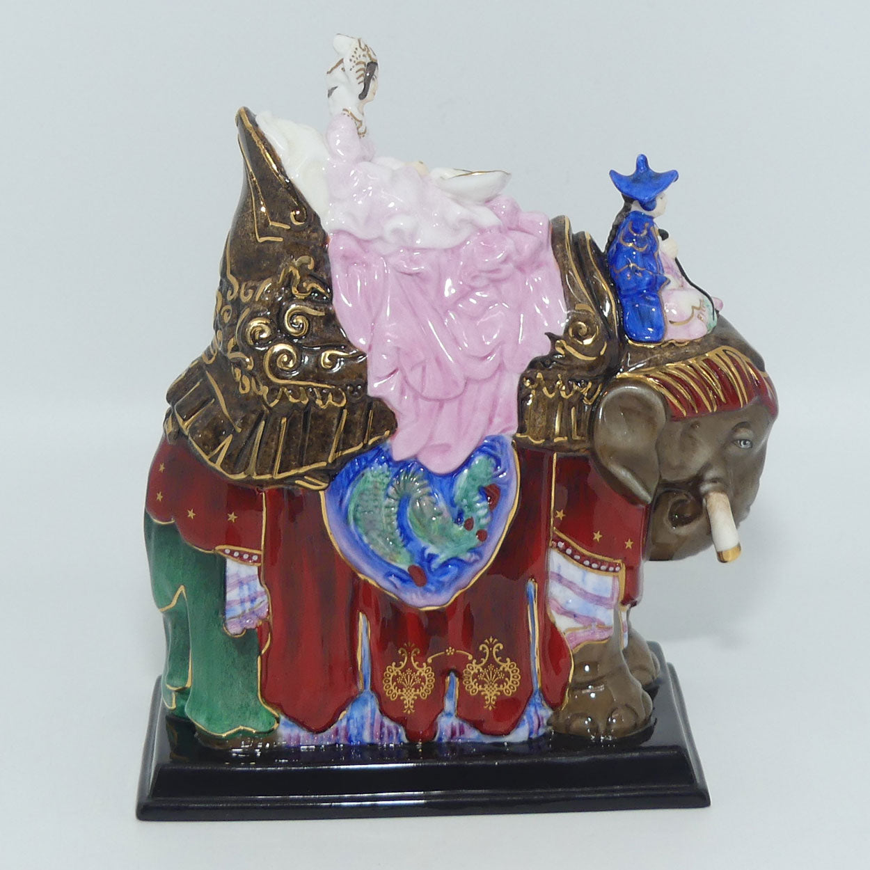 HN5651 Royal Doulton figurine Princess Badoura | HN Icons