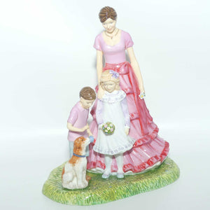 HN5789 Royal Doulton figure Family Outing | Ltd Ed of 1000 | box + Cert