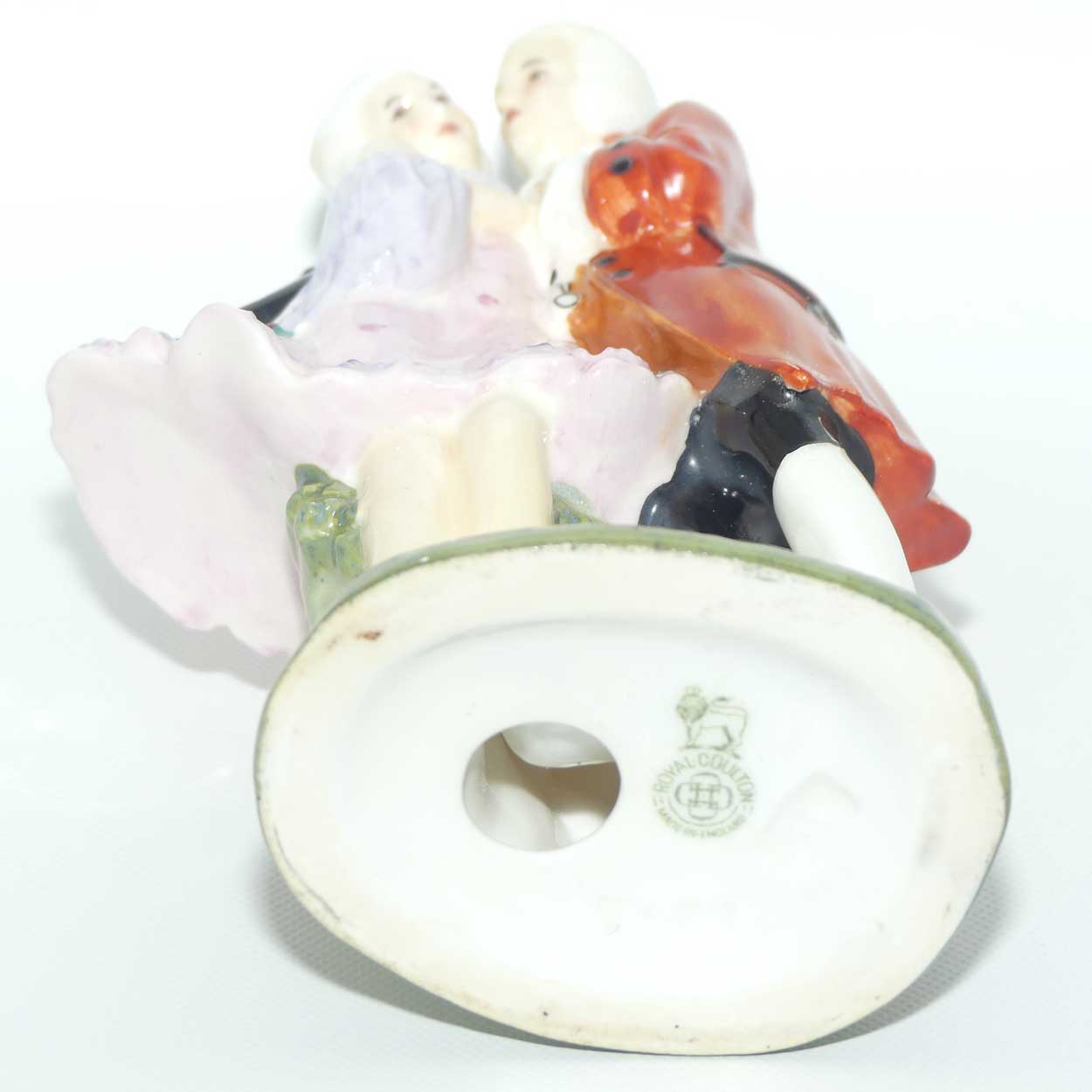 HN581 Royal Doulton figure The Perfect Pair