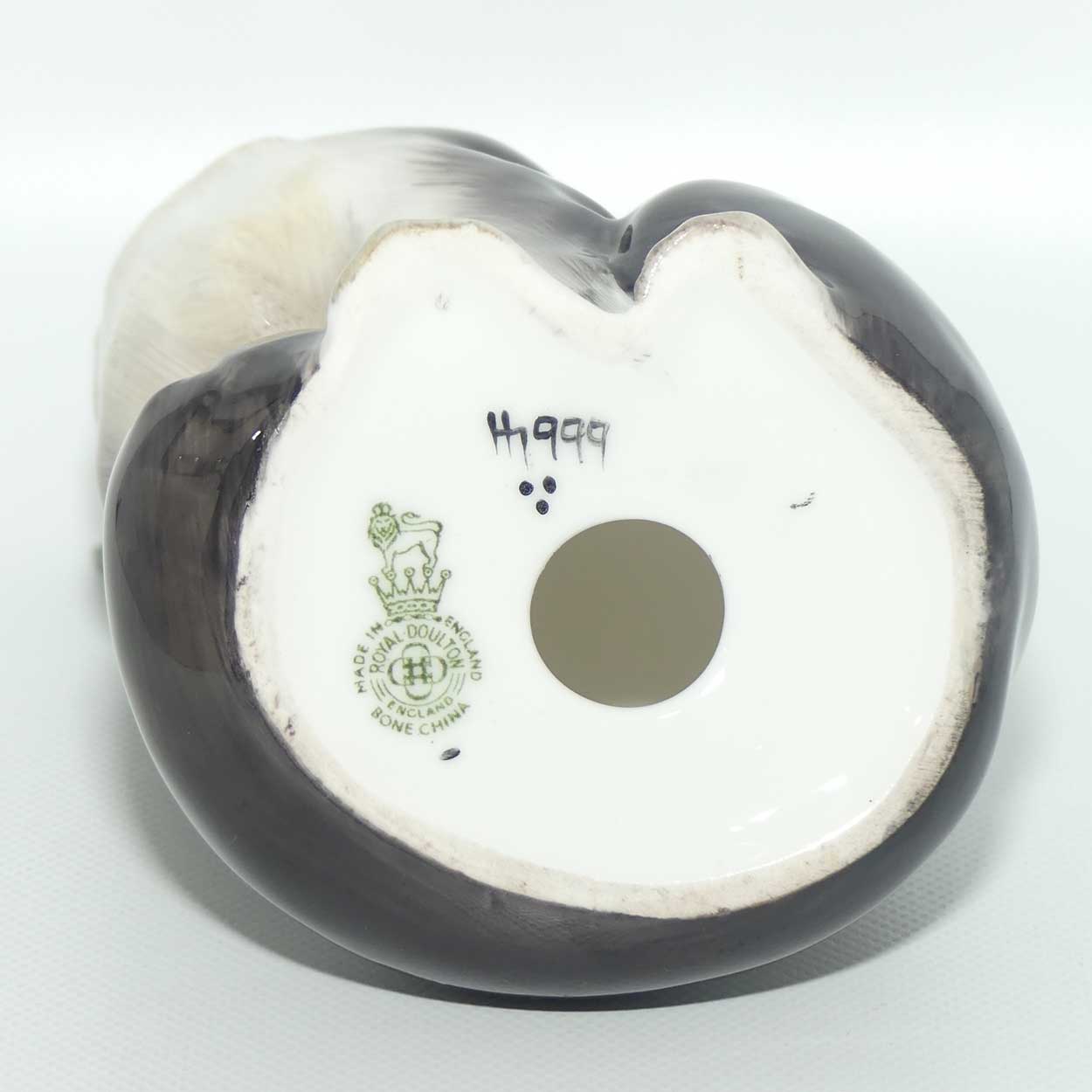 HN0999 Royal Doulton Persian Cat | Black & White | #1