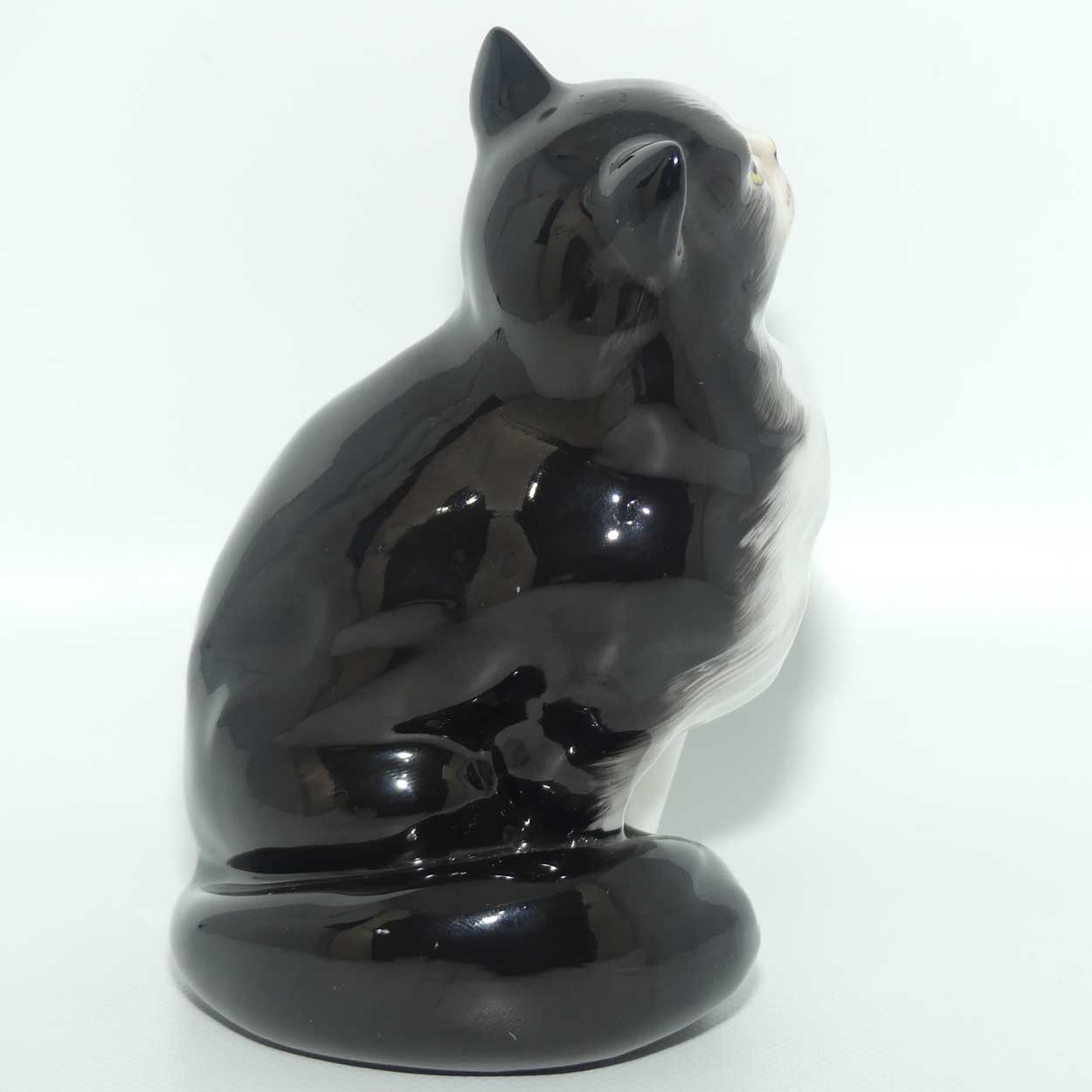 HN0999 Royal Doulton Persian Cat | Black & White | #2