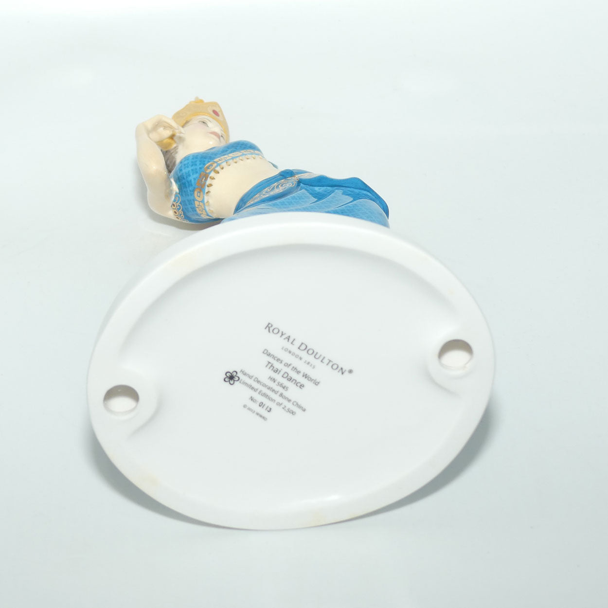 HN5645 Royal Doulton figure Dances of the World | Thai Dance | LE 113/2500 | boxed