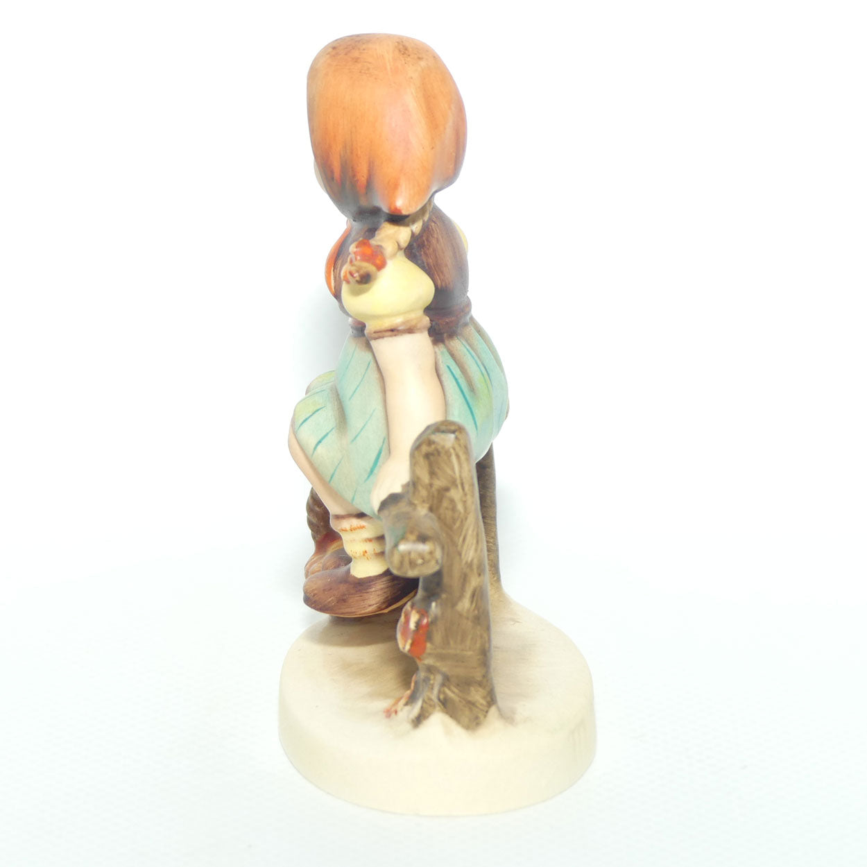 HUM0112/3/0 MI Hummel figure Just Resting | TMK4