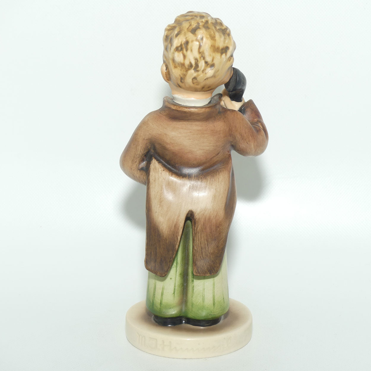 HUM0124/I MI Hummel figure Hello | Green Trousers | TMK3