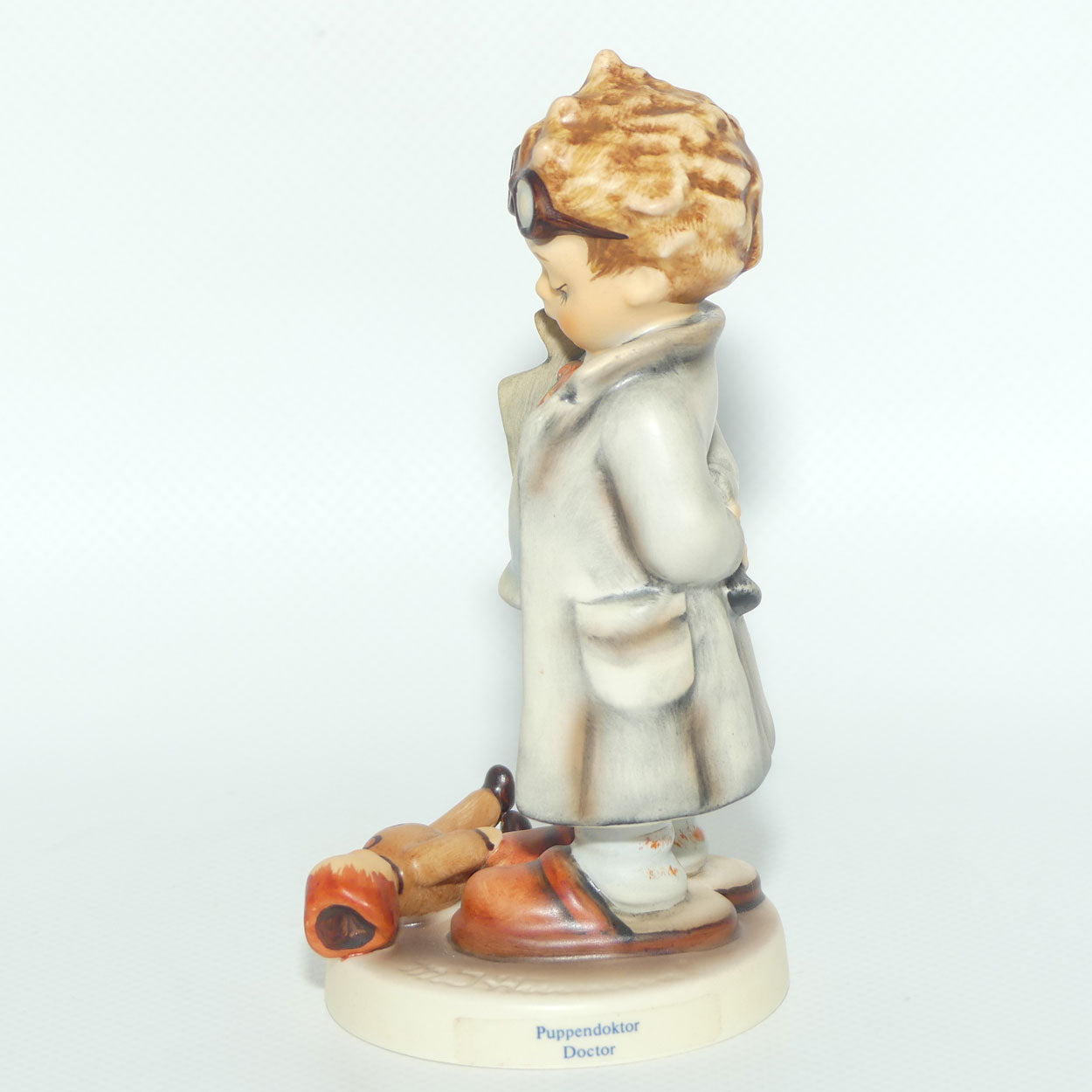HUM0127 MI Hummel figure Doctor | TMK7 | boxed