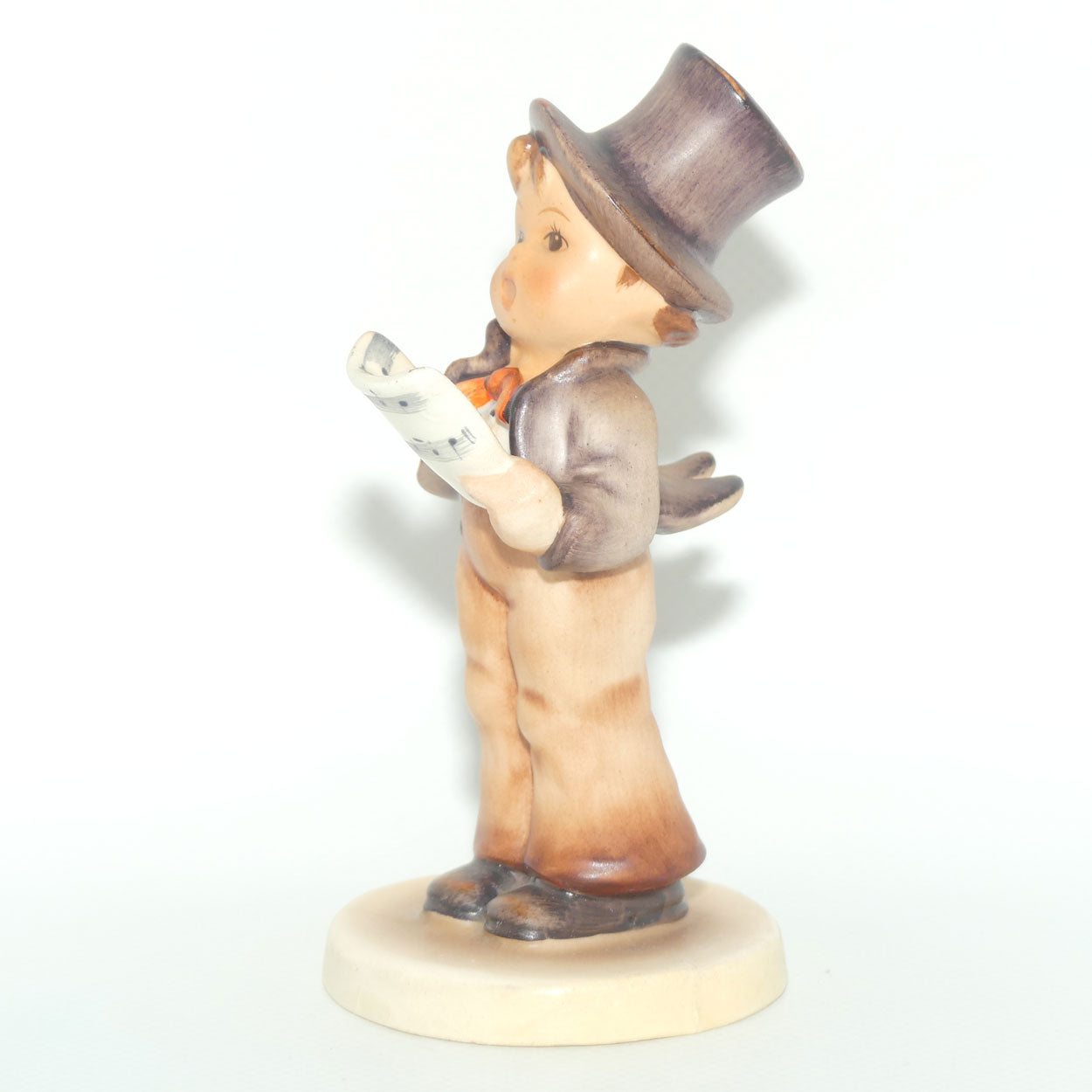 HUM0131 MI Hummel figure Street Singer | TMK1