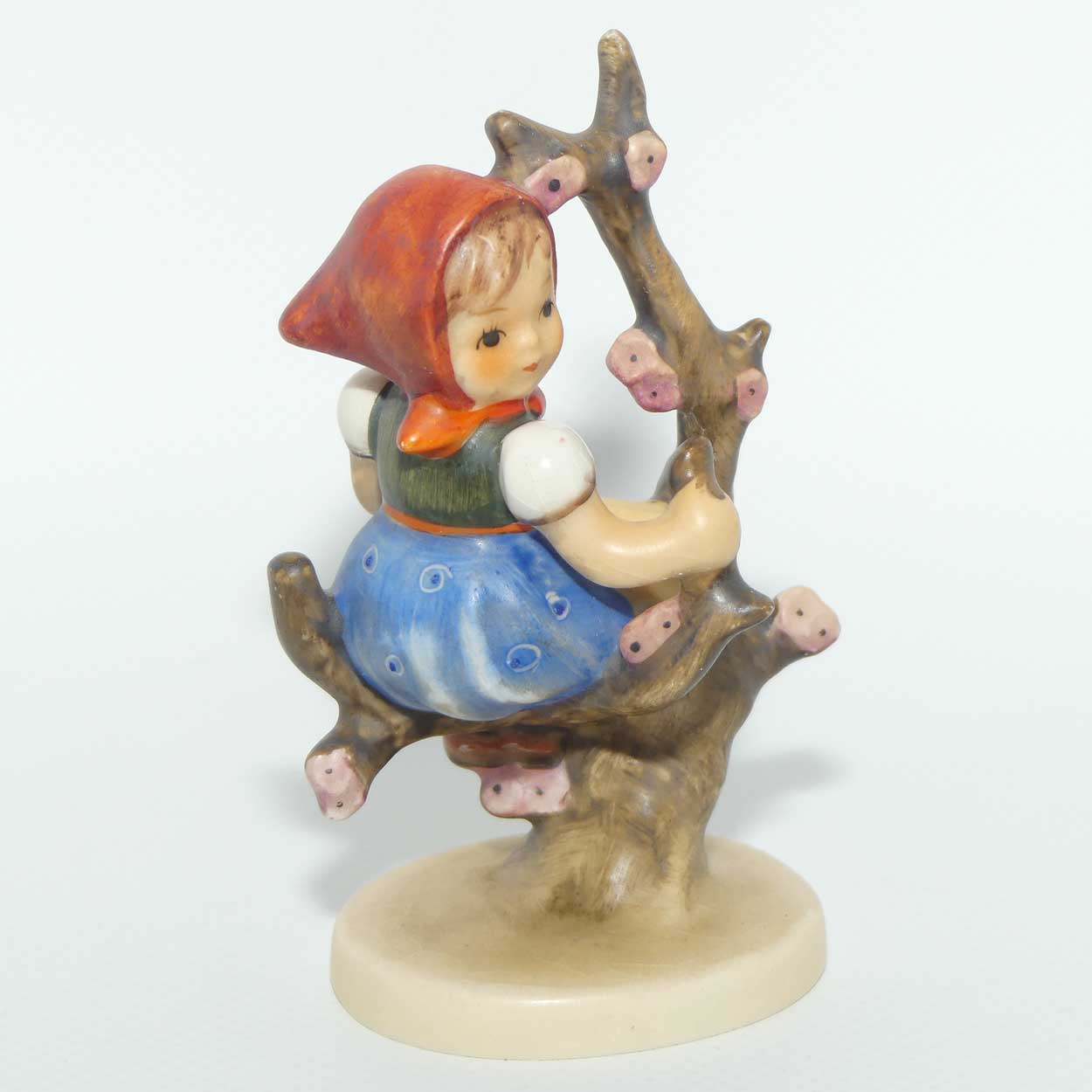 HUM0141/3/0 MI Hummel figure Apple Tree Girl | TMK3