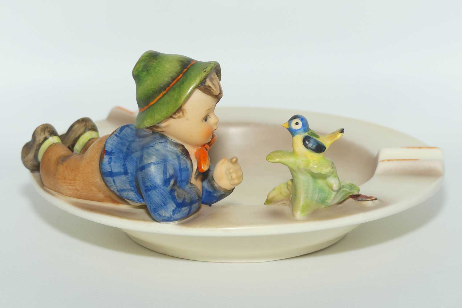 HUM0166 MI Hummel Boy with Bird ashtray | TMK3