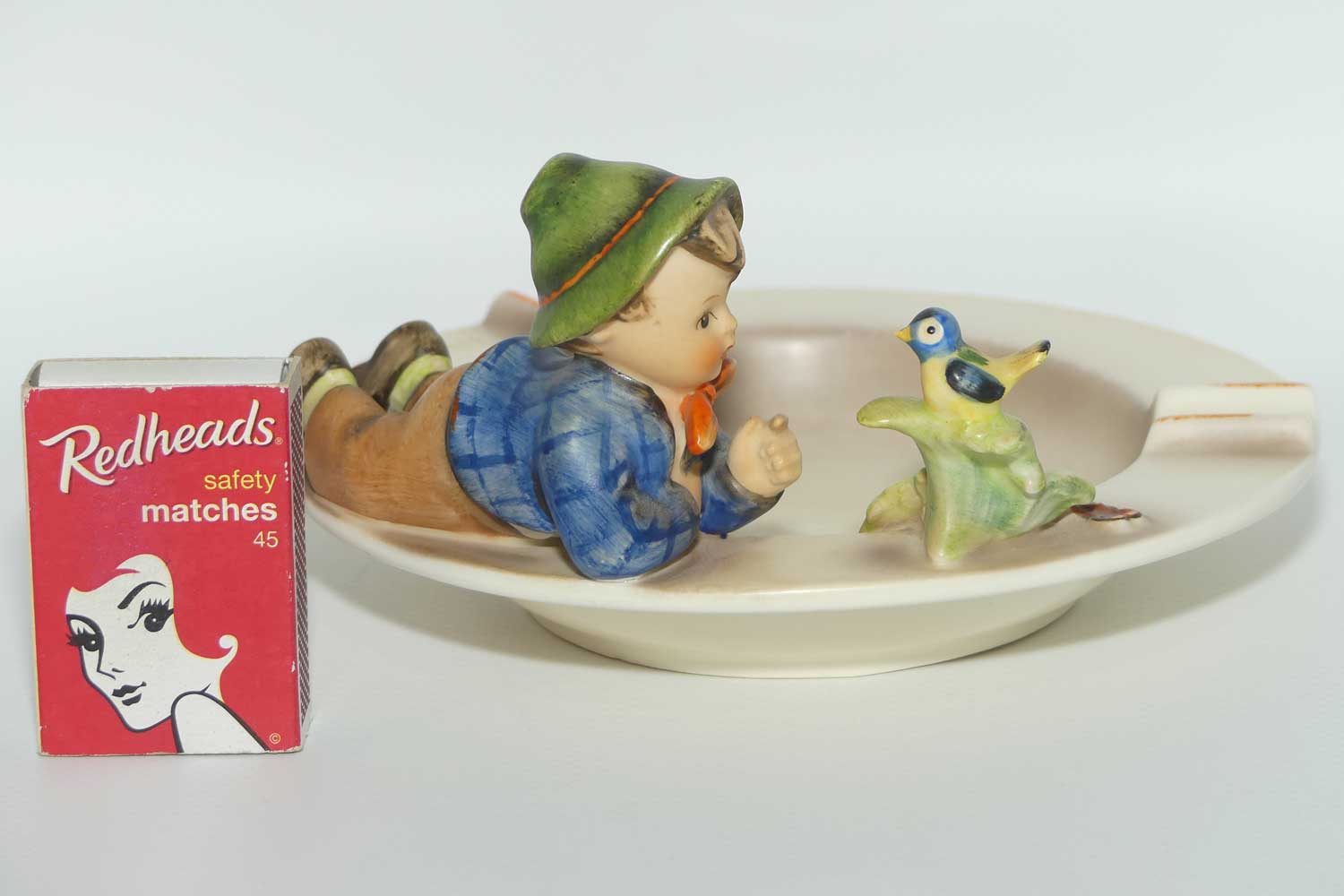 HUM0166 MI Hummel Boy with Bird ashtray | TMK3