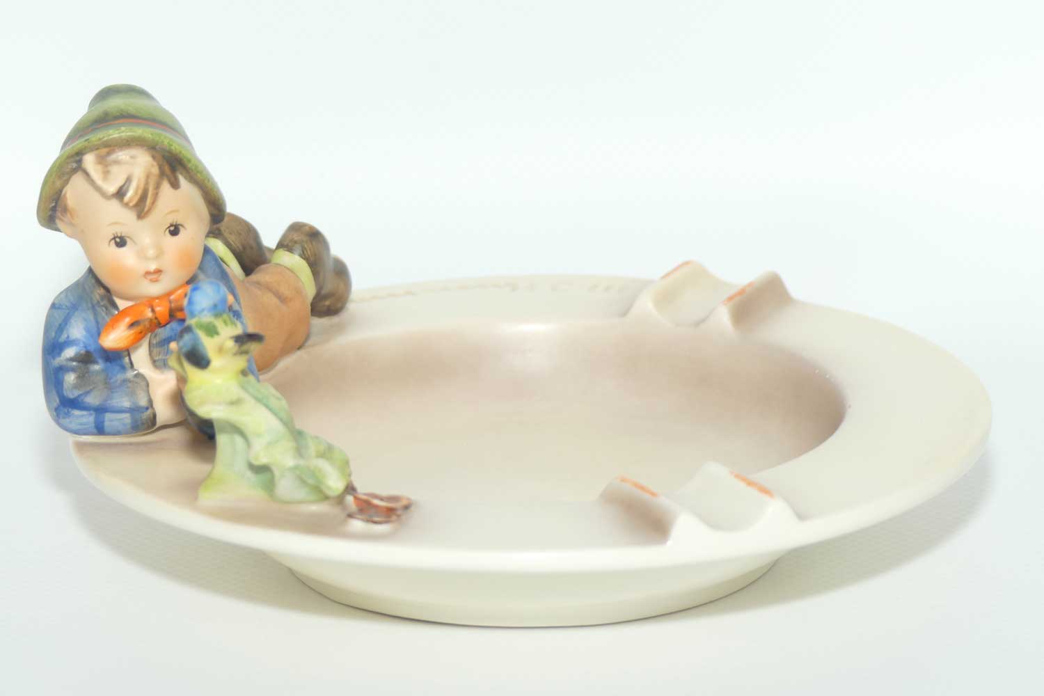 HUM0166 MI Hummel Boy with Bird ashtray | TMK3