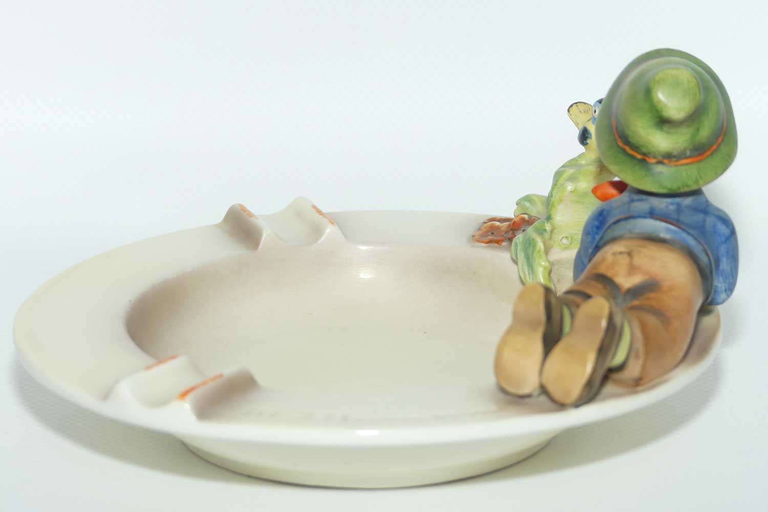 HUM0166 MI Hummel Boy with Bird ashtray | TMK3