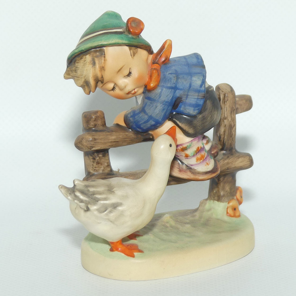 HUM0195/2/0 MI Hummel figure Barnyard Hero | TMK5