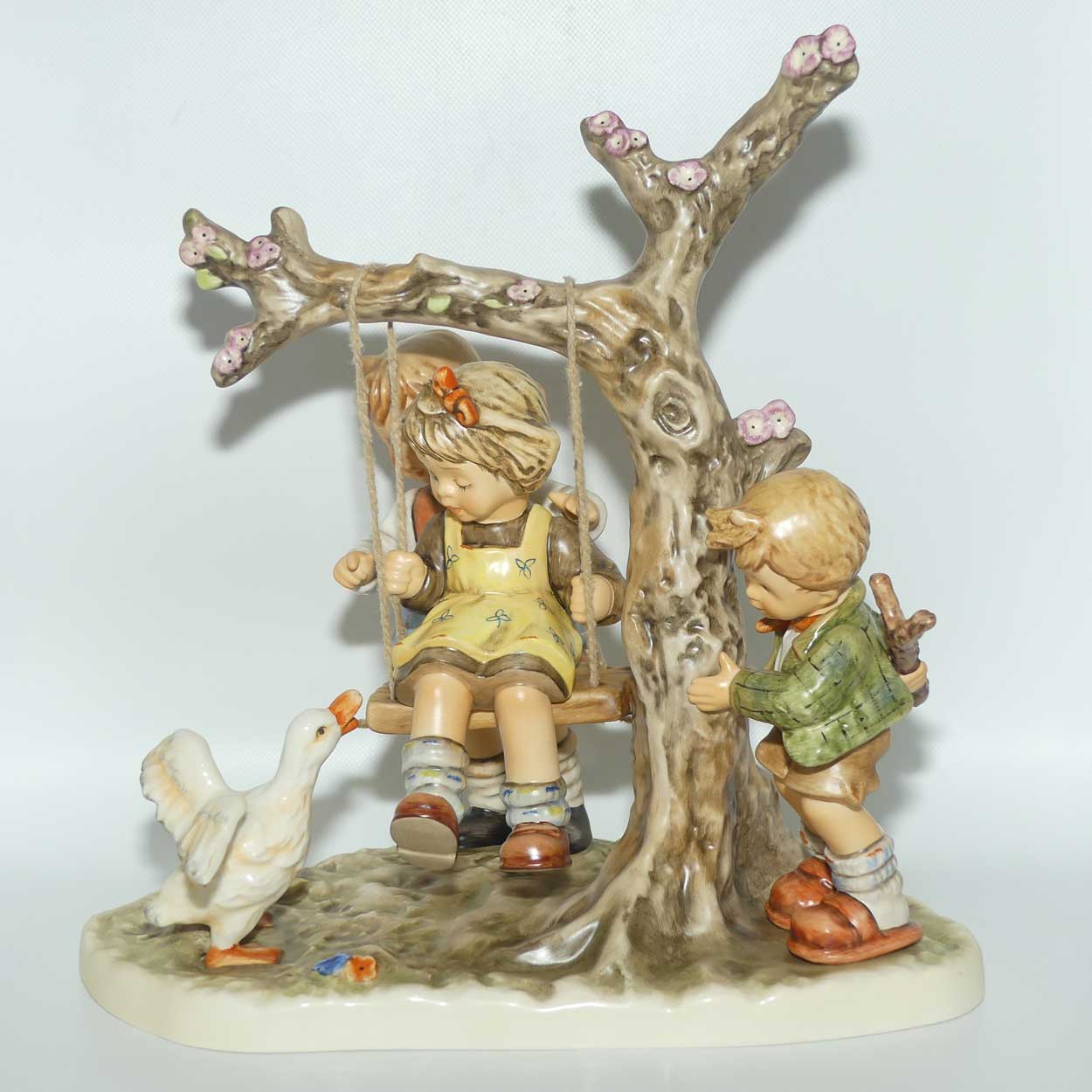 HUM2097 MI Hummel figure Can I Play | Moments in Time Collection | Ltd Ed | boxed