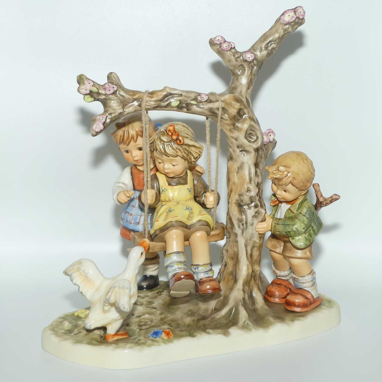 HUM2097 MI Hummel figure Can I Play | Moments in Time Collection | Ltd Ed | boxed