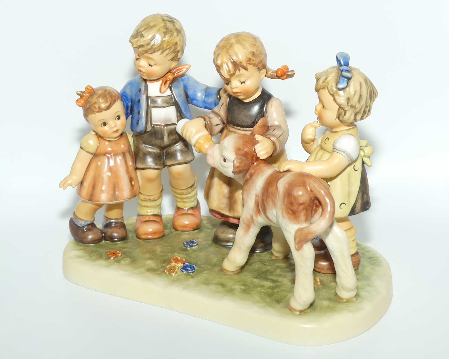 HUM2165 MI Hummel figure Farm Days | TMK8 | Limited Edition of 5000 | boxed