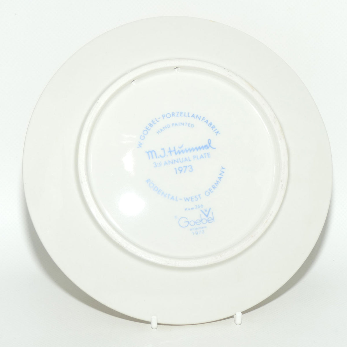 HUM0266 MI Hummel Annual Plate 1973 | Globe Trotter | Boxed