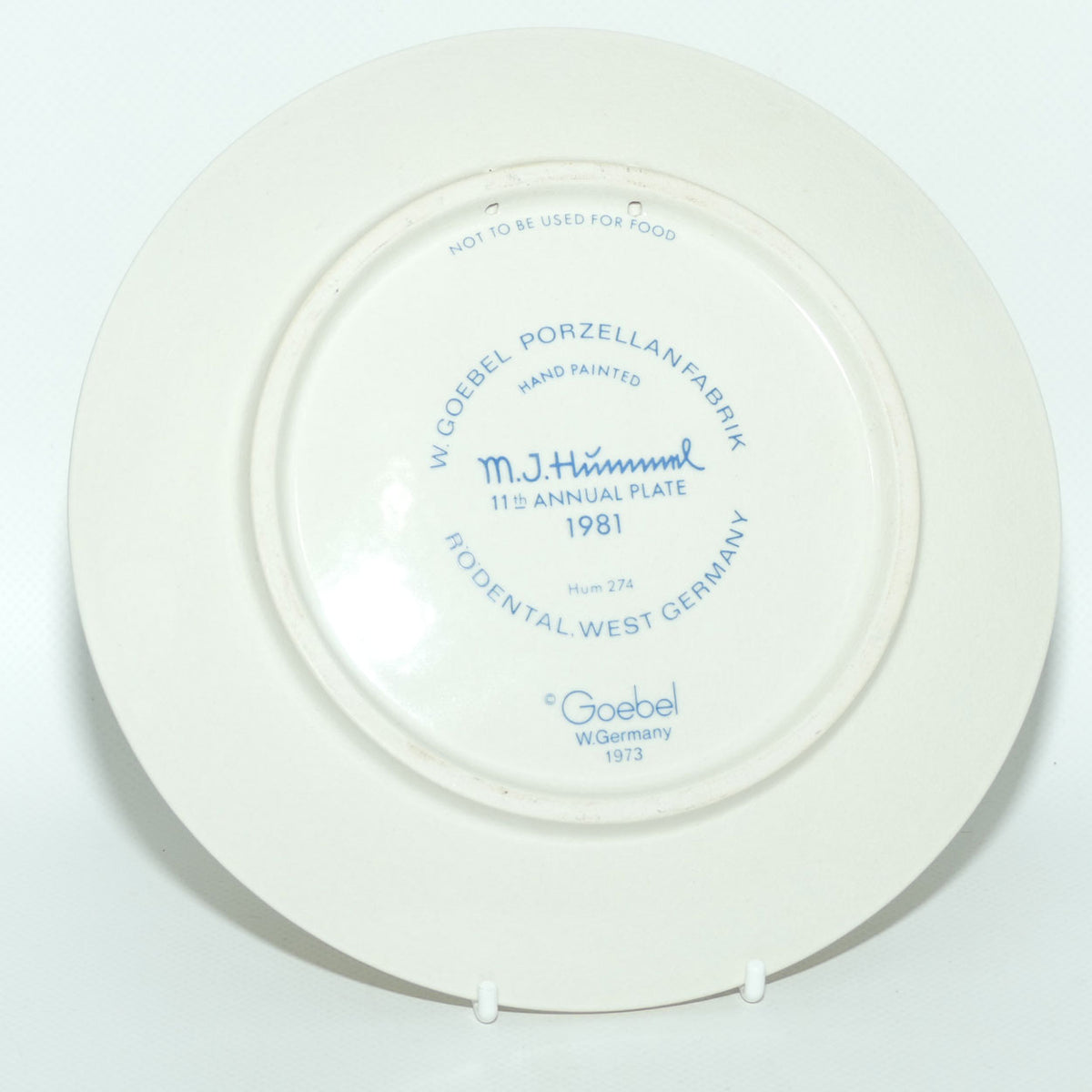 HUM0274 MI Hummel Annual Plate 1981 | Umbrella Boy