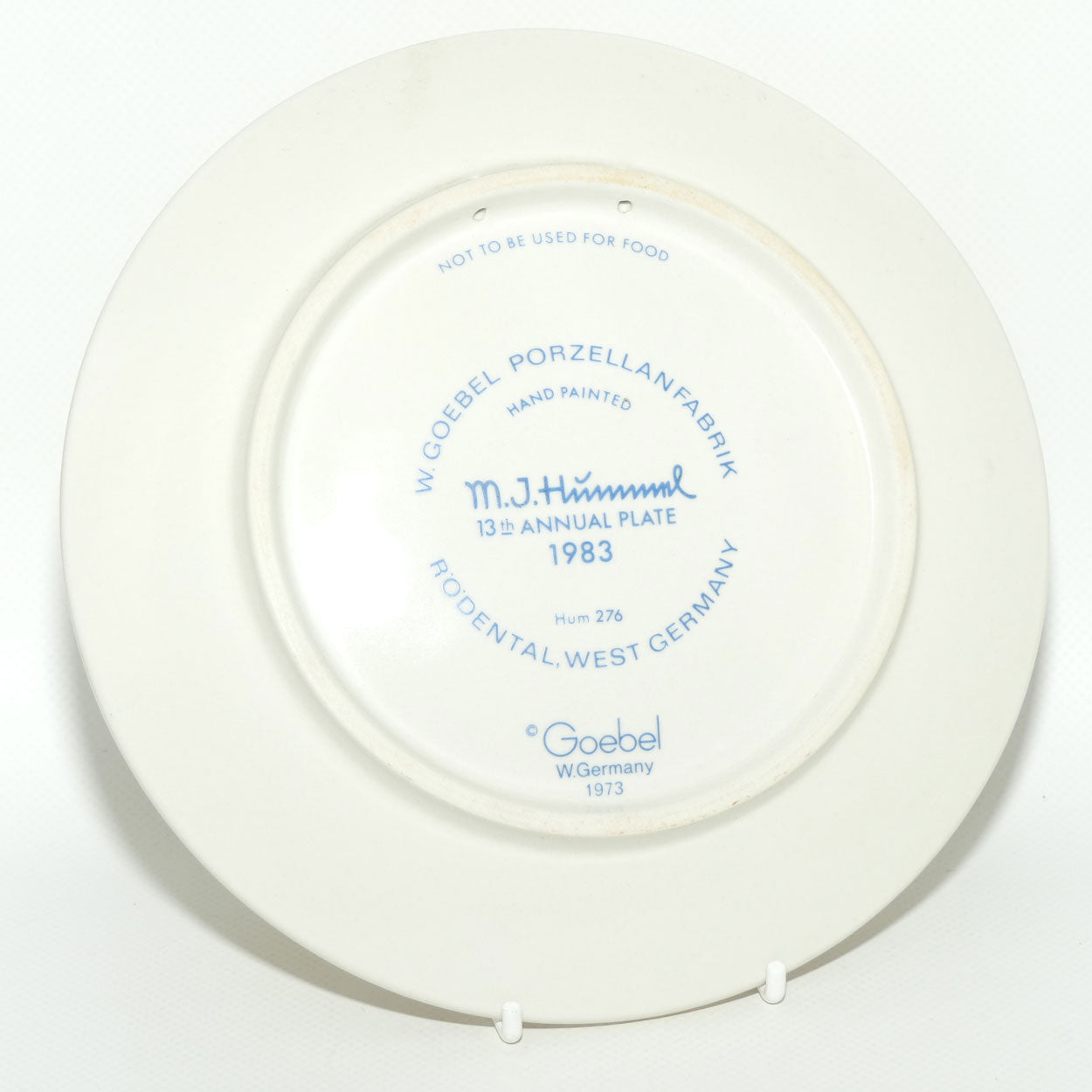 HUM0276 MI Hummel Annual Plate 1983 | Postman
