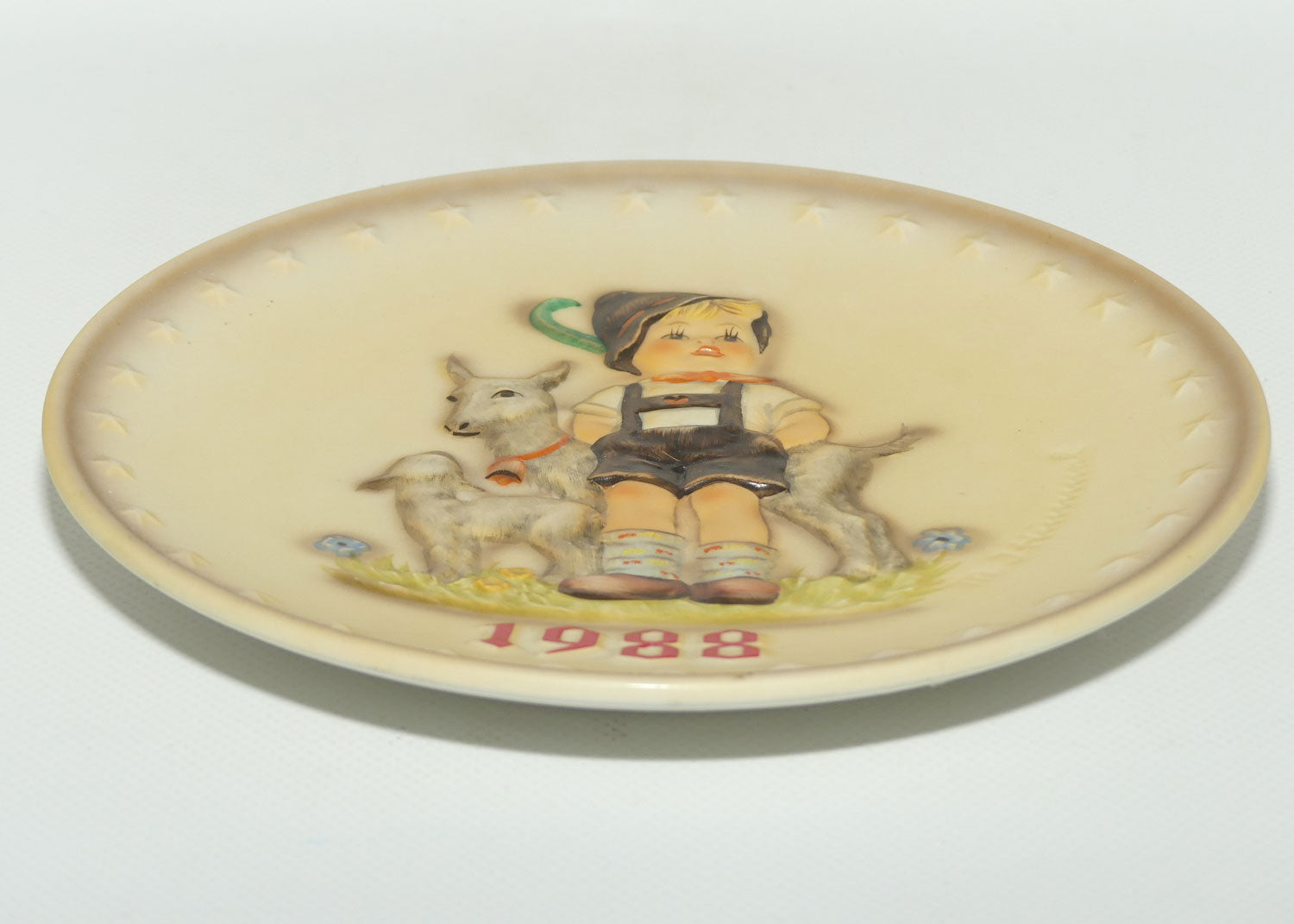 HUM0284 MI Hummel Annual Plate 1988 | Little Goat Herder