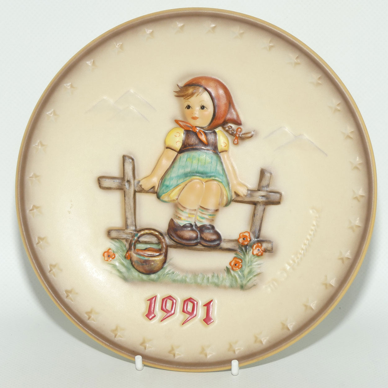 HUM0287 MI Hummel Annual Plate 1991 | Just Resting