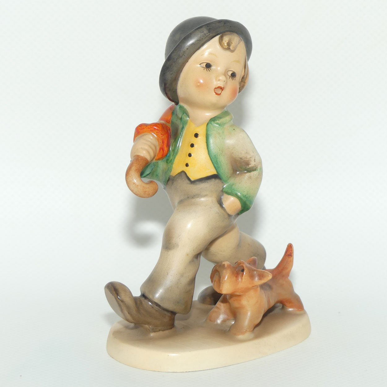 HUM0005 MI Hummel figure Strolling Along | TMK1