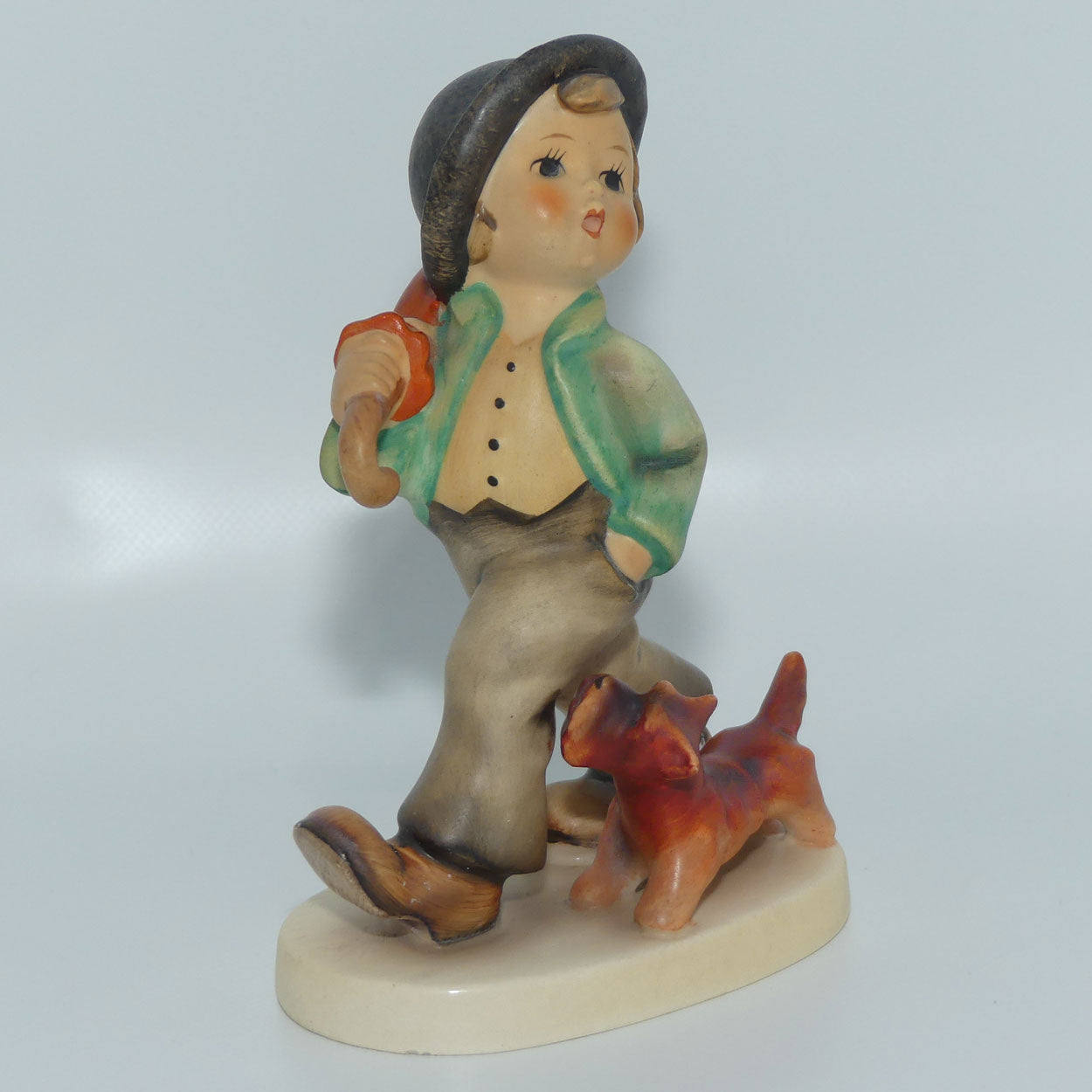 HUM5 MI Hummel figure Strolling Along | TMK6