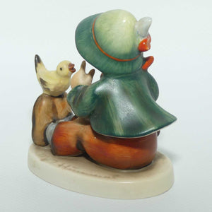 HUM0063 MI Hummel figure Singing Lesson | TMK2 c.1940-1959 