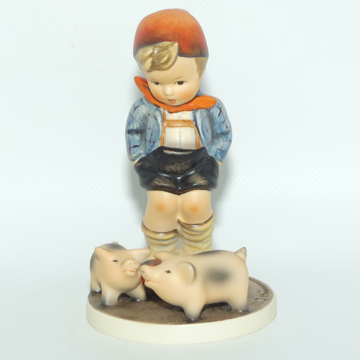 HUM0066 MI Hummel figure Farm Boy | TMK7 | boxed