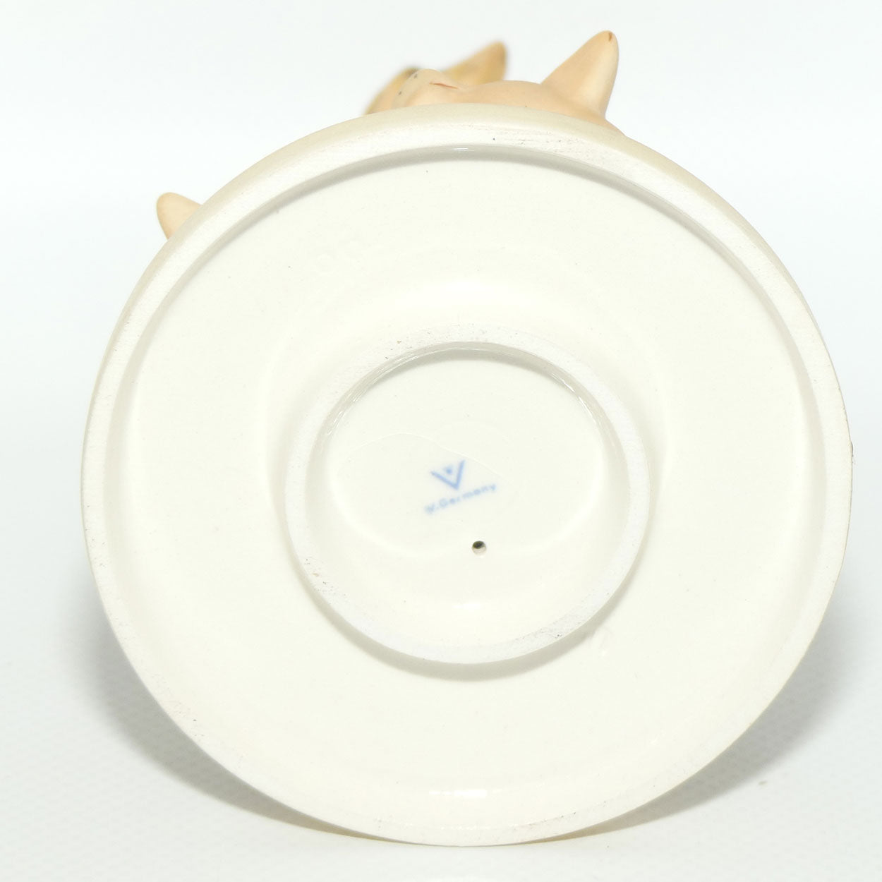 HUM0066 MI Hummel figure Farm Boy | TMK3