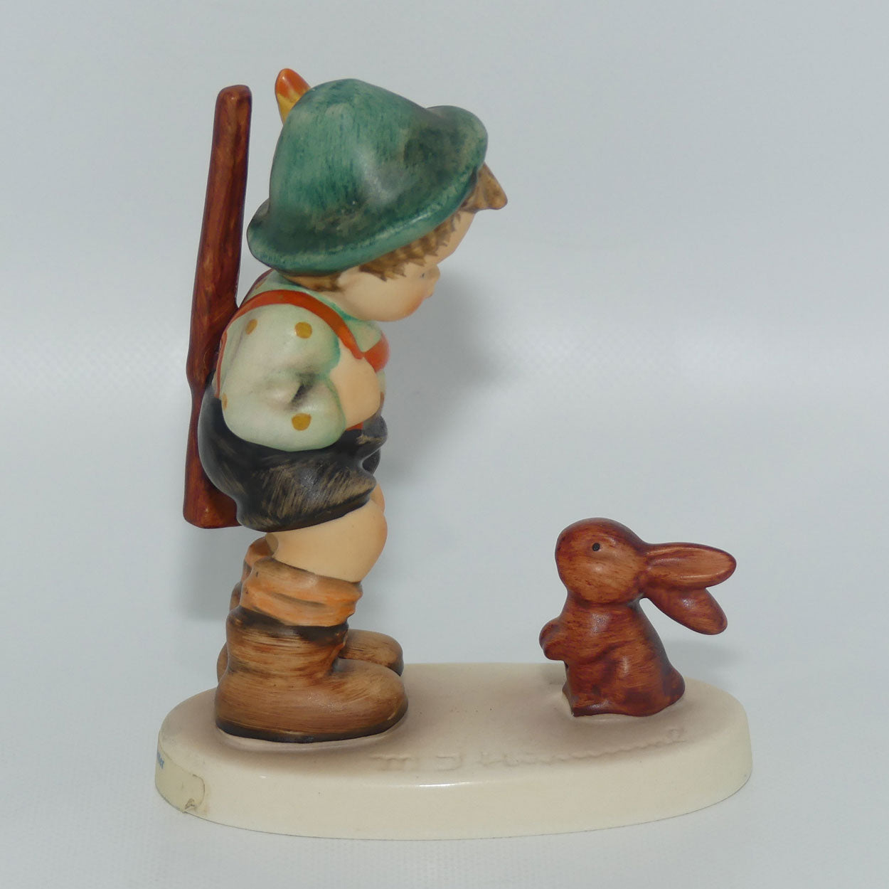 HUM0006/2/0 MI Hummel figure Sensitive Hunter | TMK6