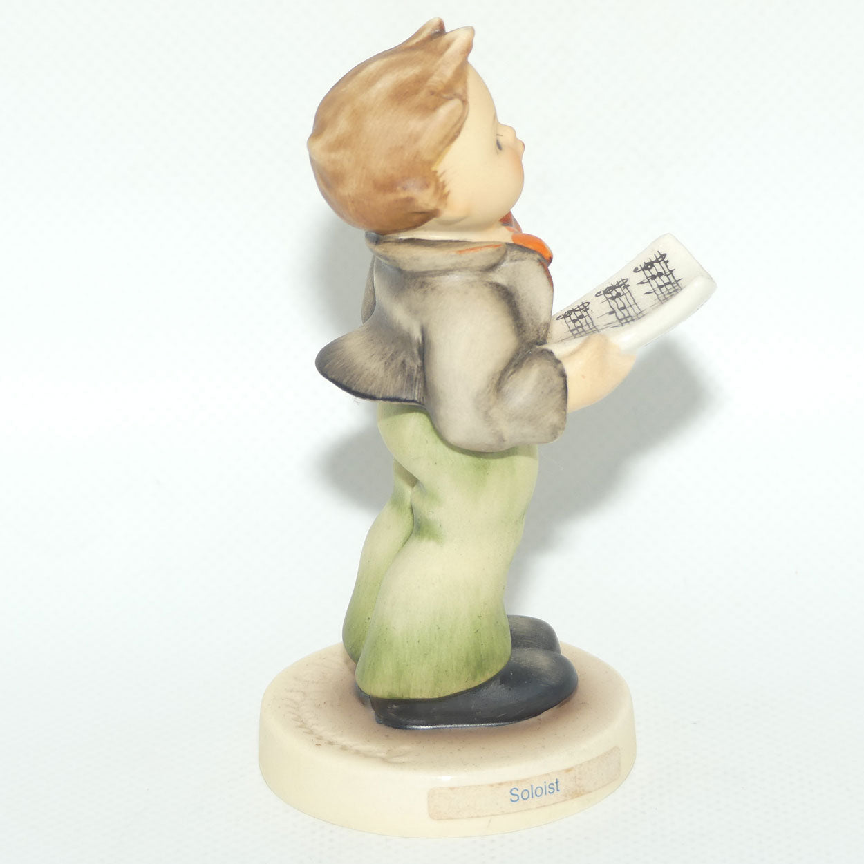HUM0135 MI Hummel figure Soloist Tmk6